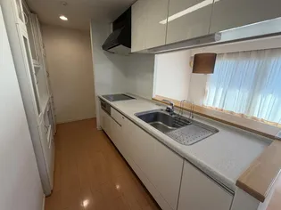 ポレスター小松駅前【8階】のキッチン