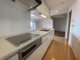 ポレスター小松駅前【8階】のキッチン