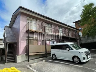 グリーンヒルズB【2階】の外観