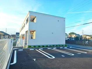 アストンヒルの画像