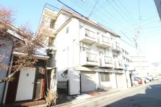 港臨マンションの画像