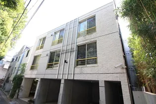 東京都中野区弥生町4【マンション】の外観