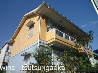 フォーシーズン【2階】の外観
