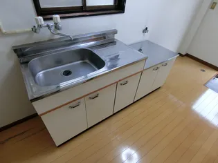 サンモアハイム【1階】のキッチン