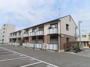 ハイツ定栄 E棟【1階】の外観