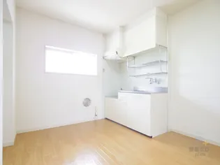 ツインヒルI【2階】の居間