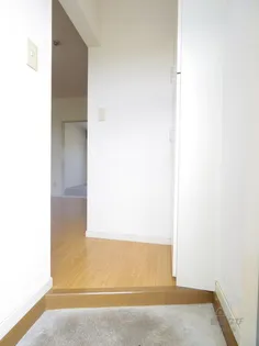 ツインヒルI【2階】の玄関