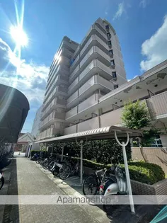 メゾン・ド・九品寺【6階】の外観