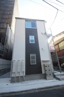 神奈川県横浜市西区中央2【アパート】の外観