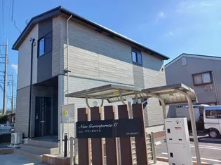 ニューグランポルテCの画像