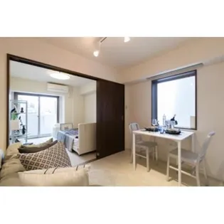 ソナーレ横浜【4階】の居間