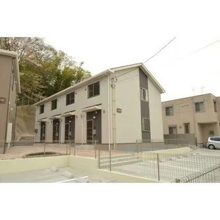 神奈川県横浜市鶴見区獅子ケ谷2【一戸建】の外観