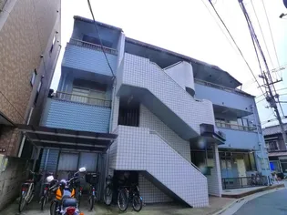 ピア31【2階】の外観