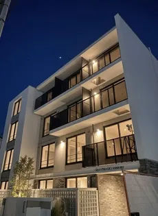 東京都中野区中野5【マンション】の外観