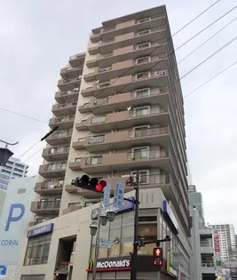 クレッセント三鷹【11階】の外観