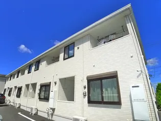 エピナールVI【2階】の外観