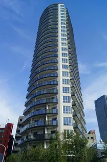 東京都港区南青山1【マンション】の外観