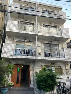 東京都中野区新井2【マンション】の外観