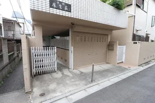 展雲荘【2階】の外観