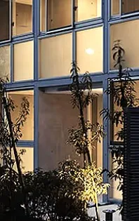 東京都新宿区富久町【マンション】の外観