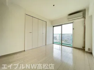 ハイマート屋島【8階】の内装