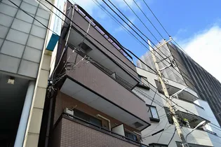 板倉ビル【3階】の外観