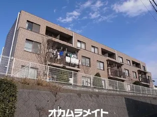 ファミーユ緑が丘B棟【2階】の外観