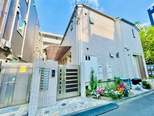 ザ・コート新宿【2階】の外観