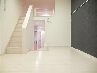 ユニヴェール【2階】の外観