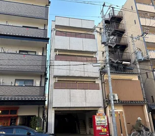 ワークスマンション【3階】の外観