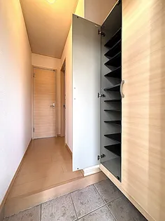 ウェルストーンの内装