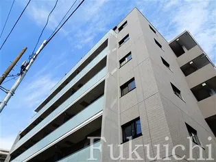 アジュールテラス目黒八雲【4階】の外観