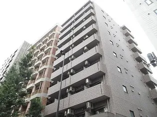 東京都港区六本木3【マンション】の外観