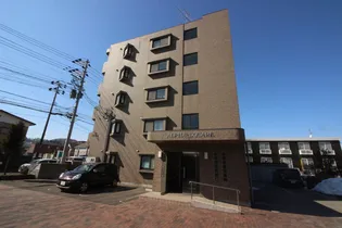 アルファ スクエアの画像