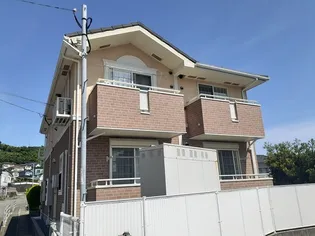 マンダリーナ【2階】の外観