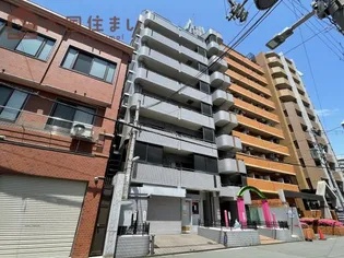 グローリーヨシダ【2階】の外観