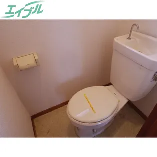 ロイヤルハイツI【2階】の内装