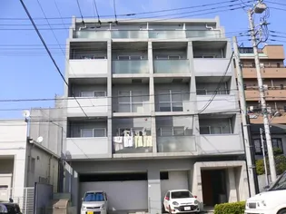 コライユの外観