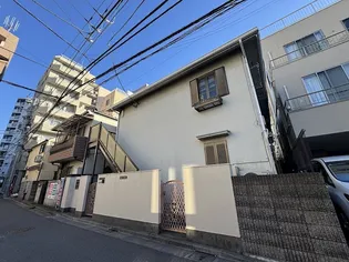 東京都中野区中央5【アパート】の外観