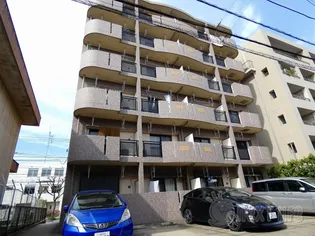 アラモード メゾンの画像