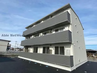 サラ スリールの画像