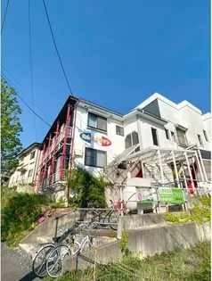 カルチェラタン【1階】の外観