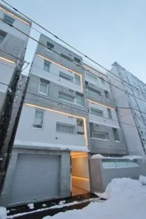 ステラ美術館通の画像