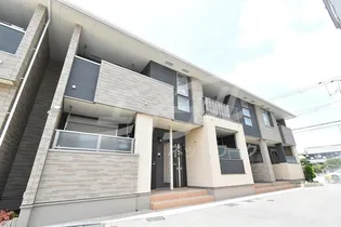 ジョイフル【1階】の外観