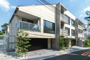 グランステージヒルズ旗の台の画像