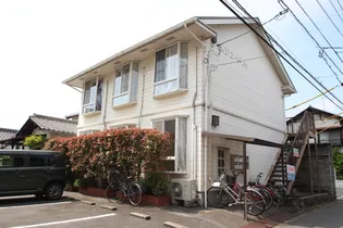 岡山県岡山市北区番町1【アパート】の外観