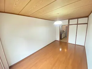 古閑ハイツ【1階】の居間