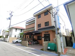 兵庫県西宮市甲子園町【マンション】の外観