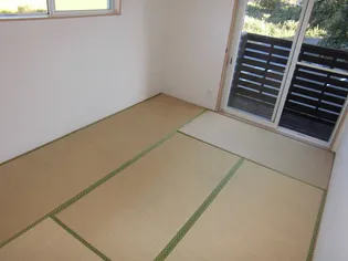 オリンピアロード柚木【2階】の居間