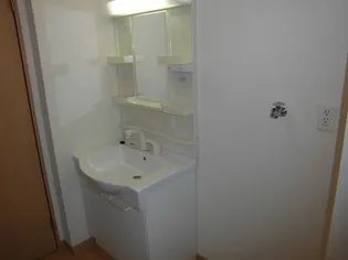 オリンピアロード柚木【2階】の内装